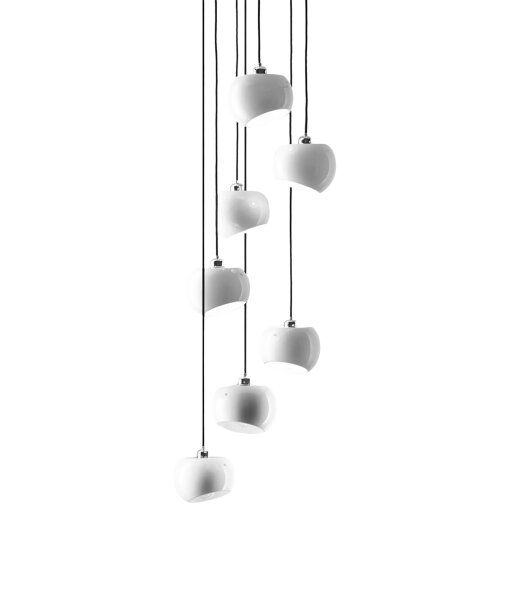 Licht im Raum White Moons 7 vertikal Pendelleuchte Porzellanschirm wei&szlig; mit E27 Fassungen LED-Retrofit kompatibel