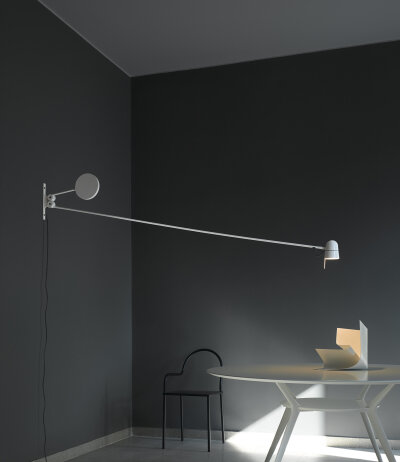 Luceplan Counterbalance D73N verstellbare LED-Wandleuchte Enwurf Daniel Rybakken LED 16W 2700K mit Stufendimmer